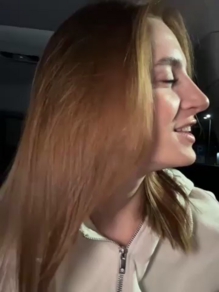 -AngelAri-