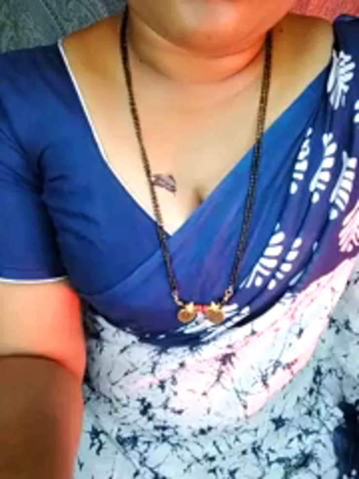 Divya_gowda_143