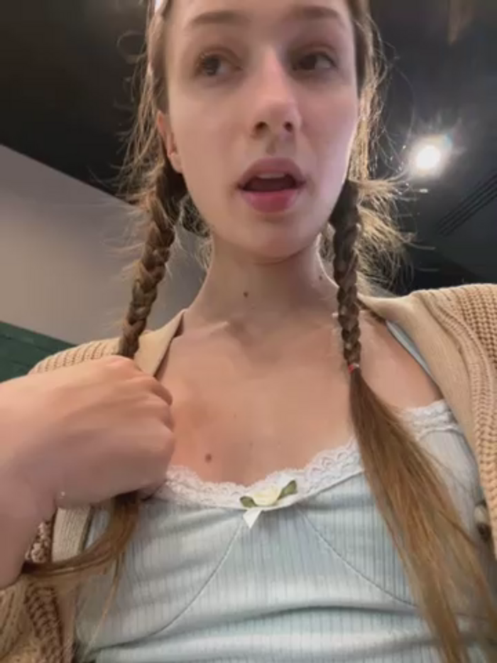 Lia__Love