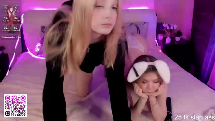 Naughty__Couplles