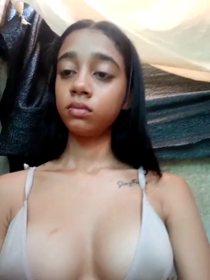 Zoe_Sweett18
