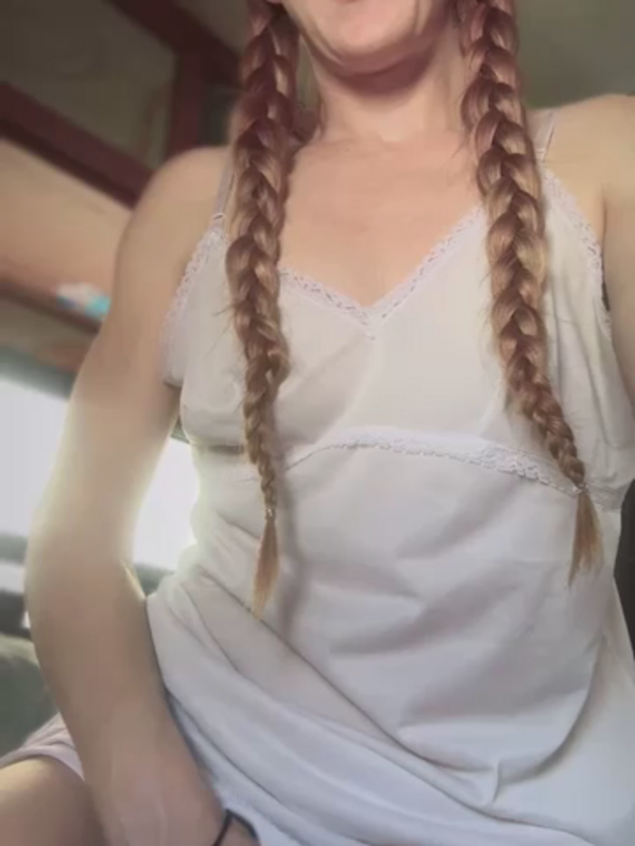 GoldenFlameGoddess