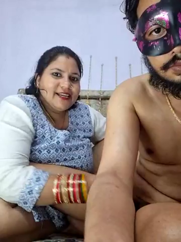 MOM-SUN-COUPLE