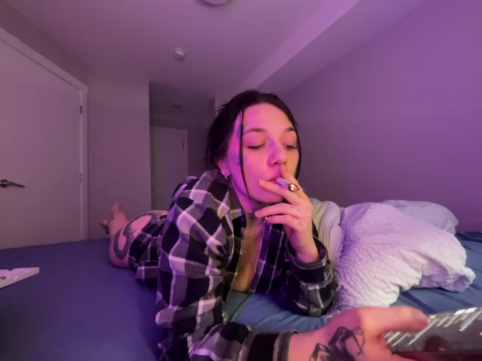 chloetease