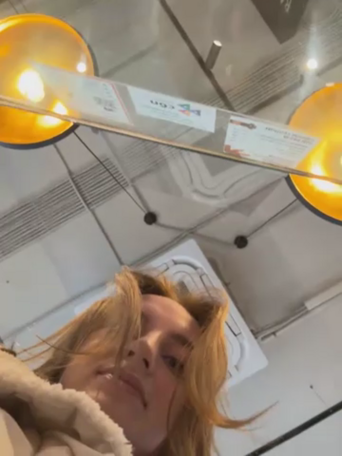 -AngelAri-