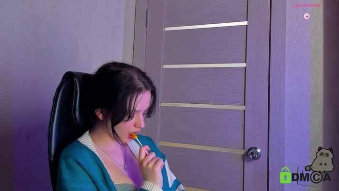 Alina_Mills