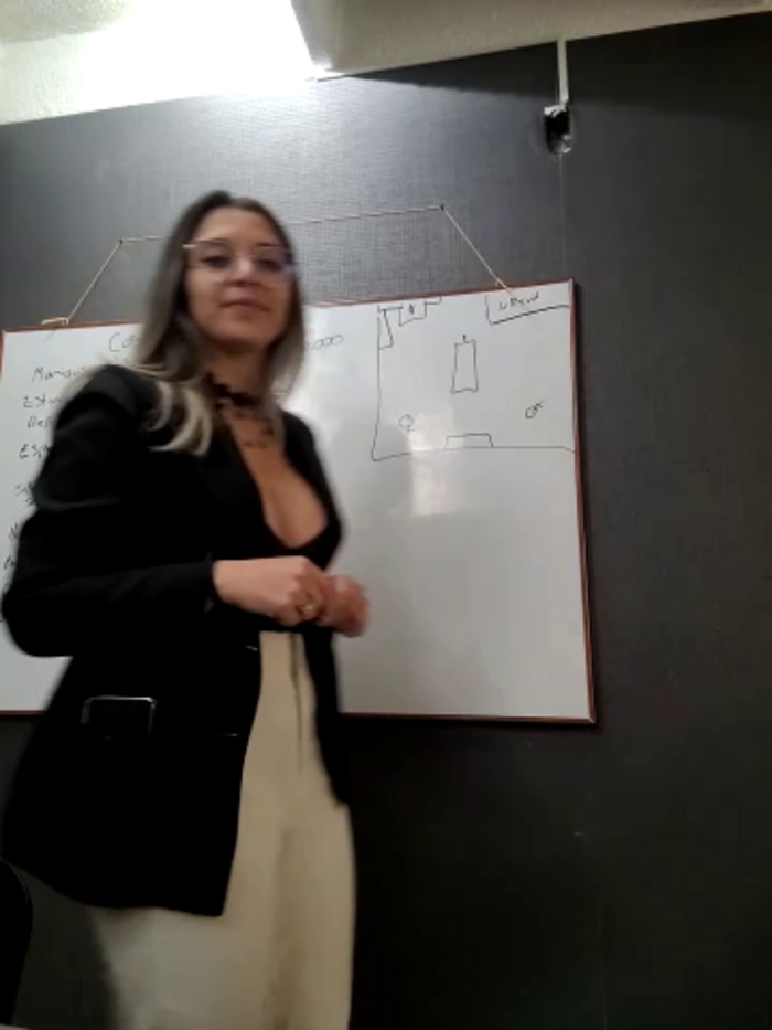 Isabella_Varella
