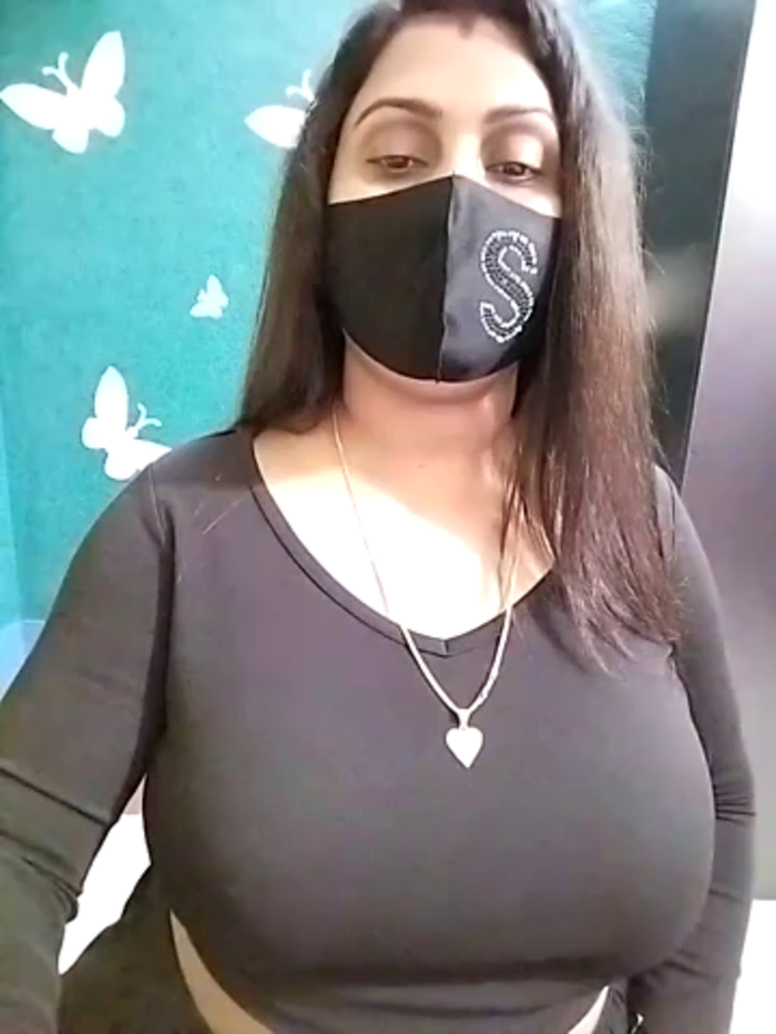 Riya_Sexy_Baby