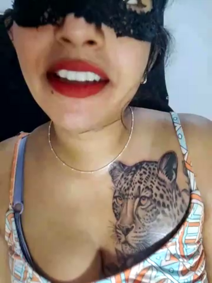 Sexy-Monikaa