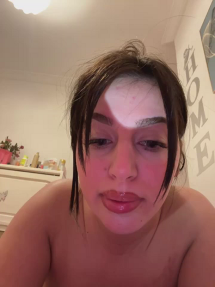 Hot_malak