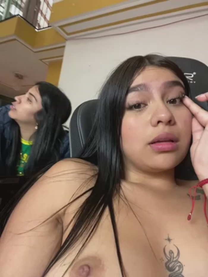 SaritaHot_69