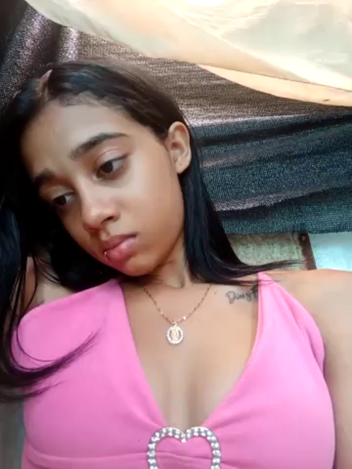 Zoe_Sweett18