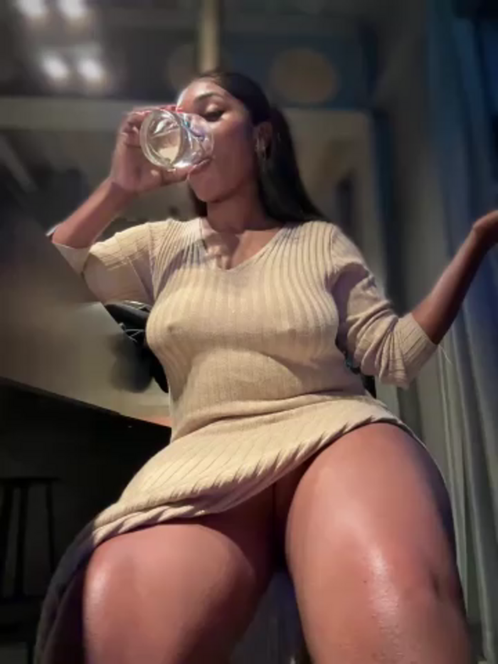 __Nessa__