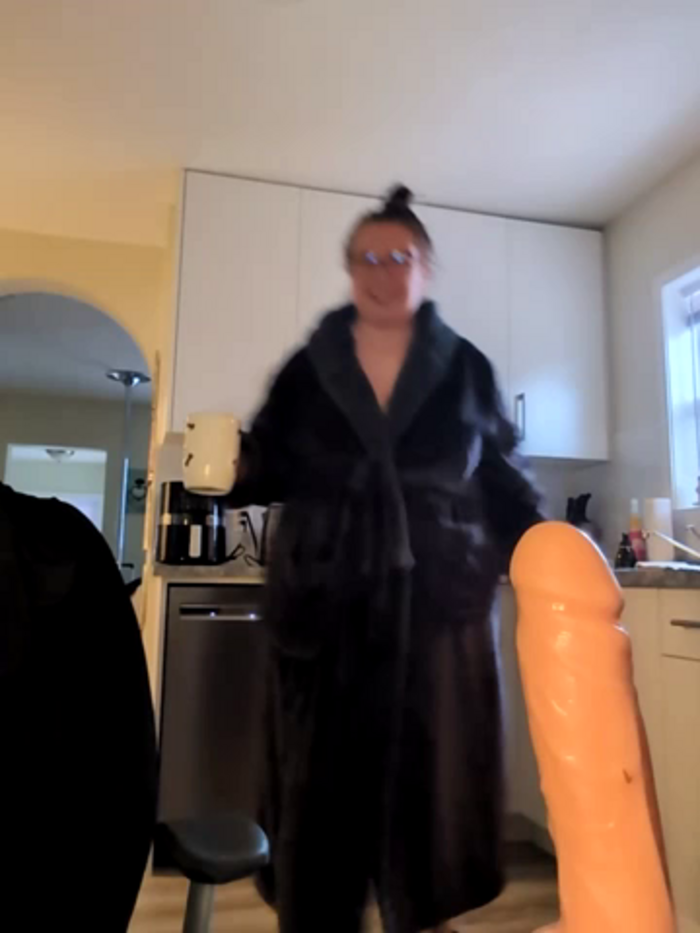 Canadian_BBW
