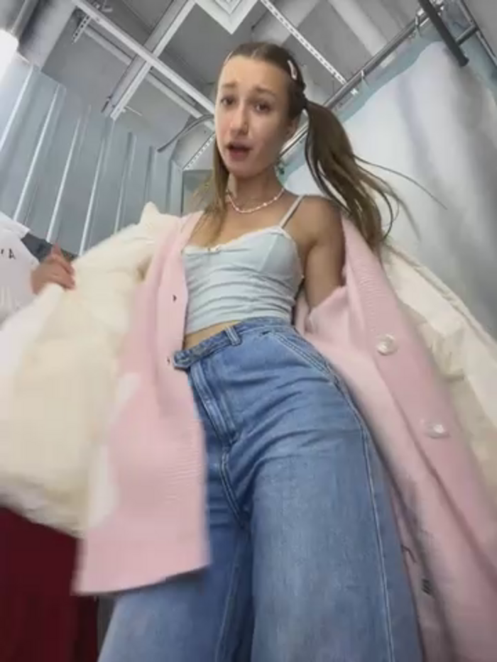 Lia__Love