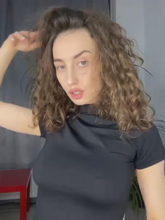 Polli_Kiss