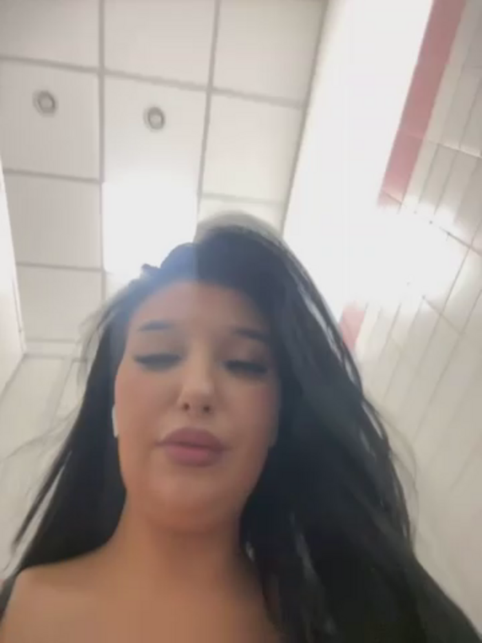Tisha_Busty