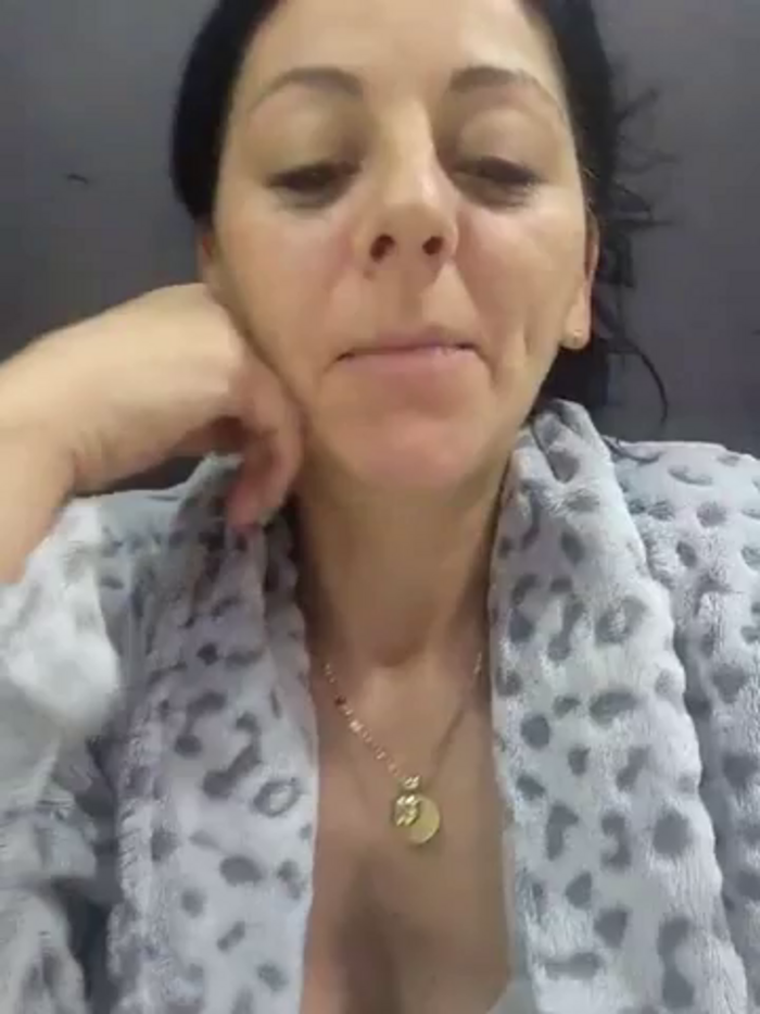 bruneta_sexy23