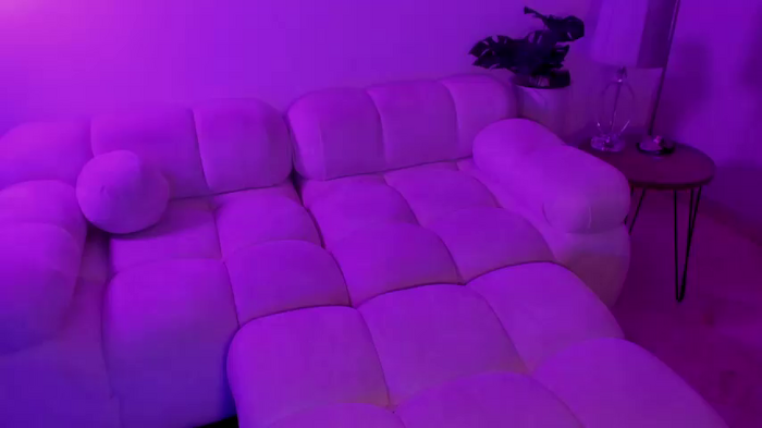freya_bella_
