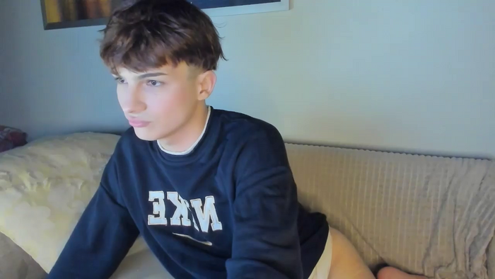 Call_me_Leo_