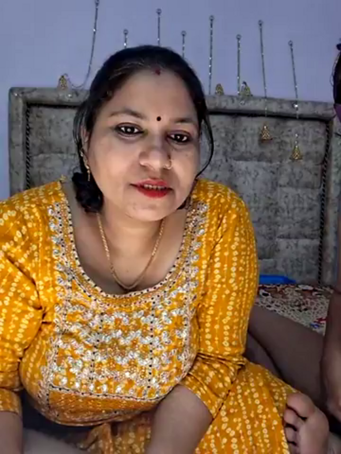 MOM-SUN-COUPLE