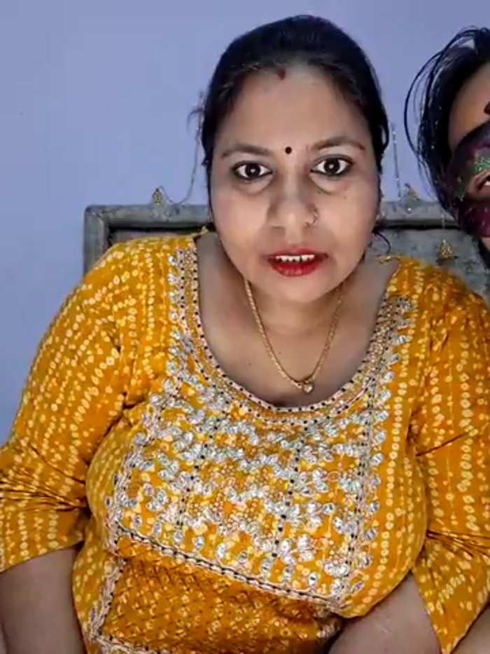 MOM-SUN-COUPLE