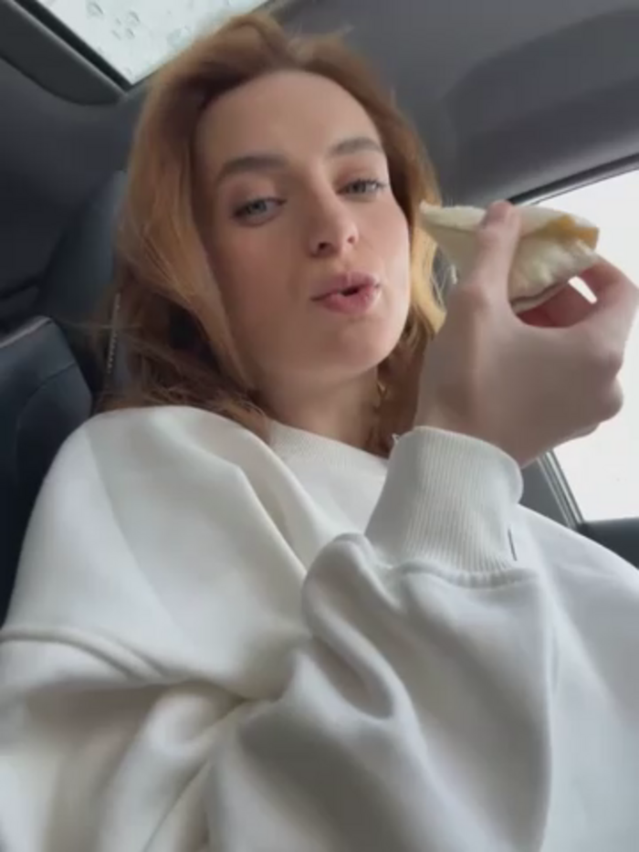 -AngelAri-