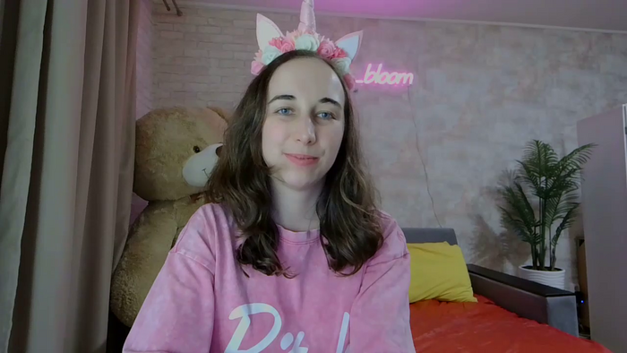 Anika_bloom