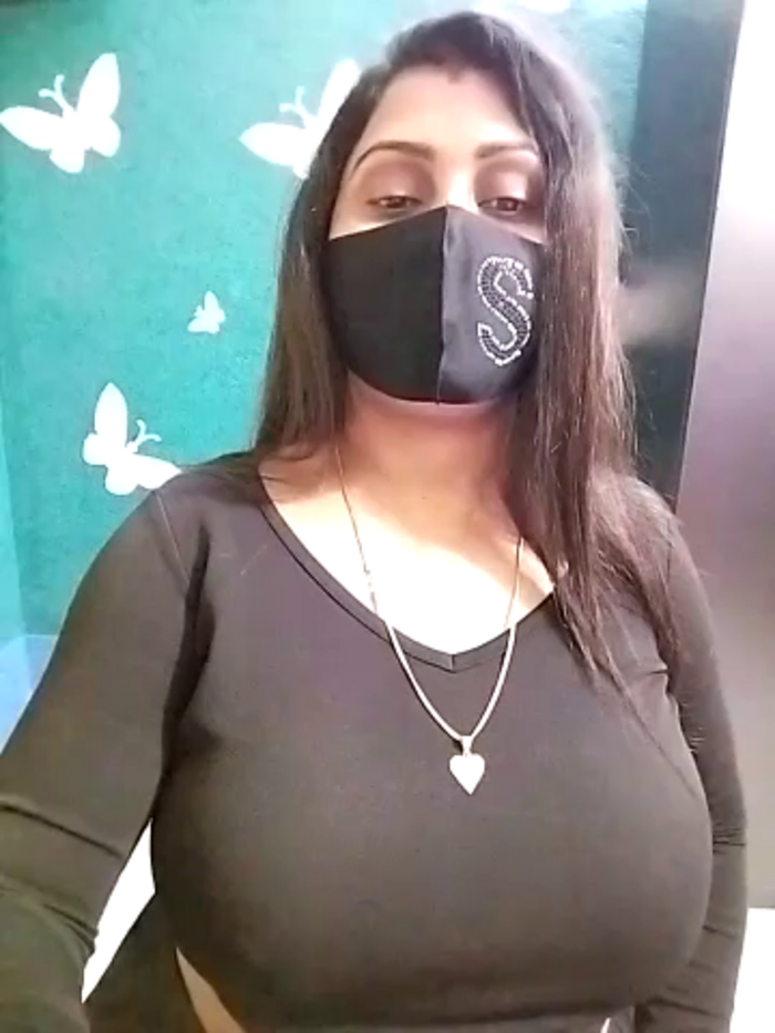 Riya_Sexy_Baby