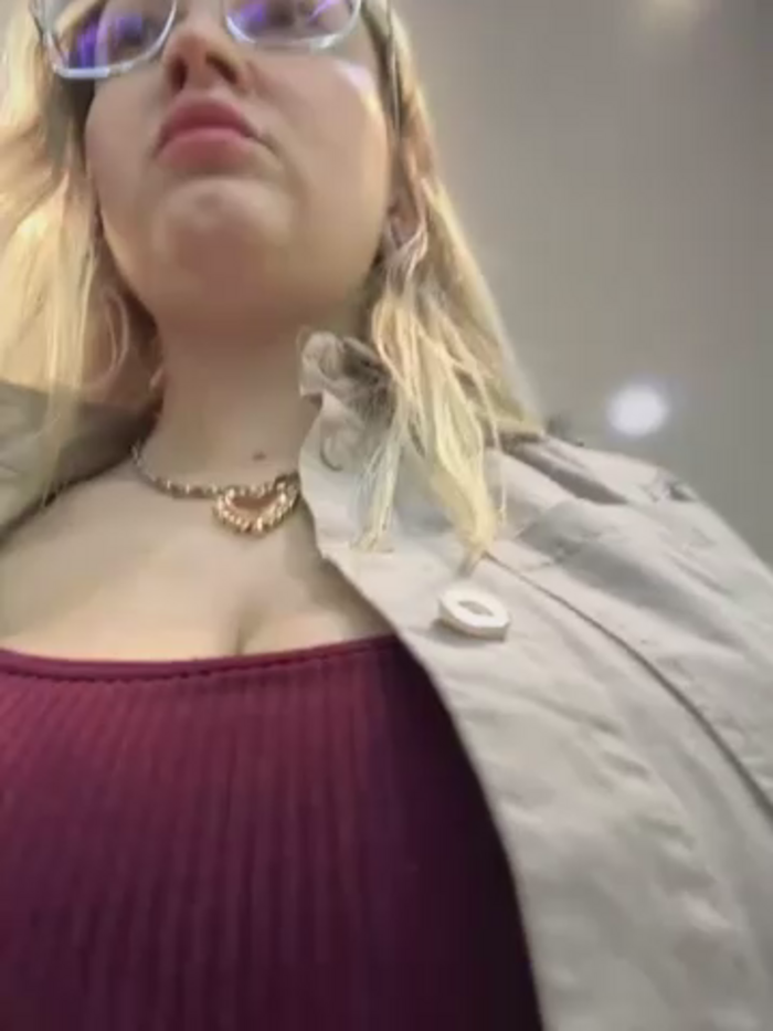 Teya_moon_