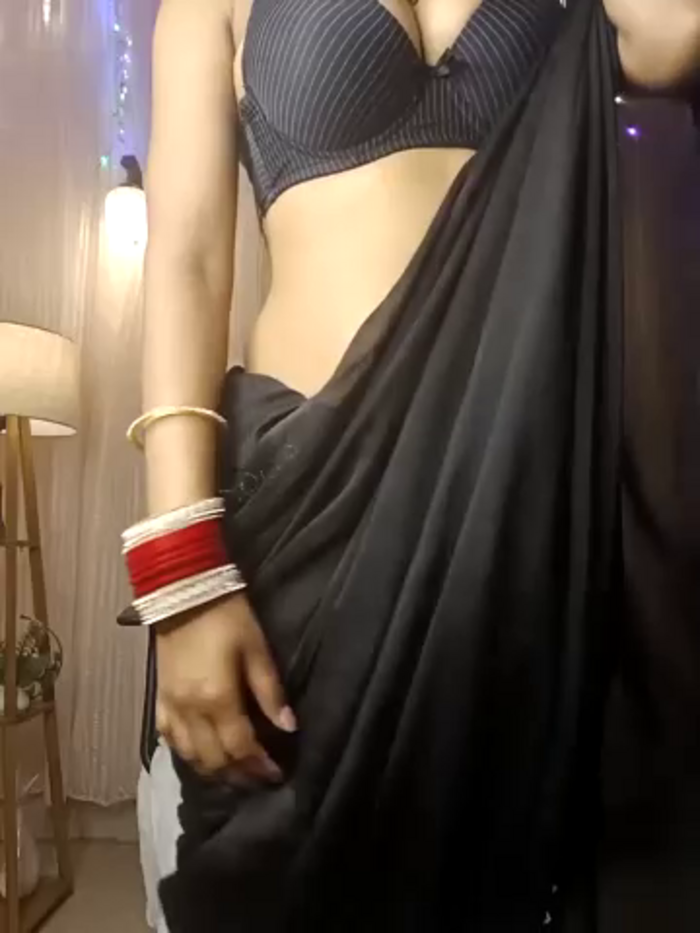 Cute-Maahi