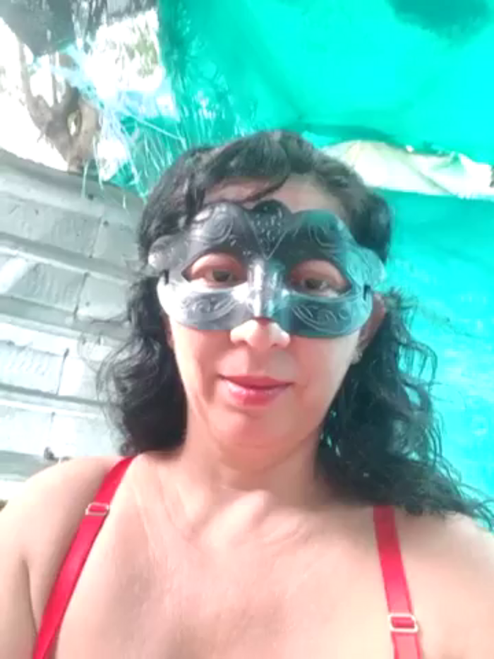 Mature-Mom