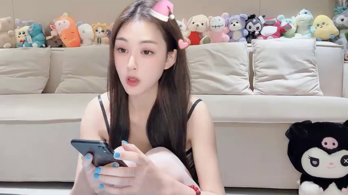 Angela-000