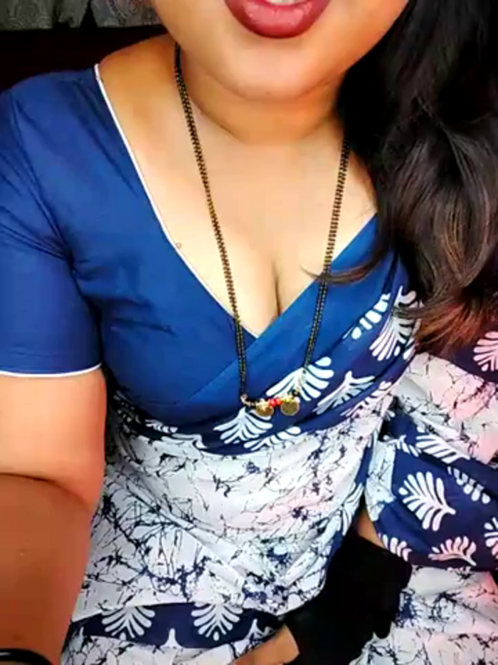 Divya_gowda_143