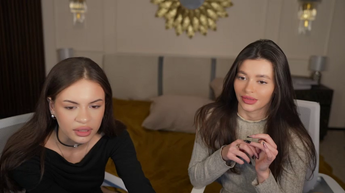 Gabriella054