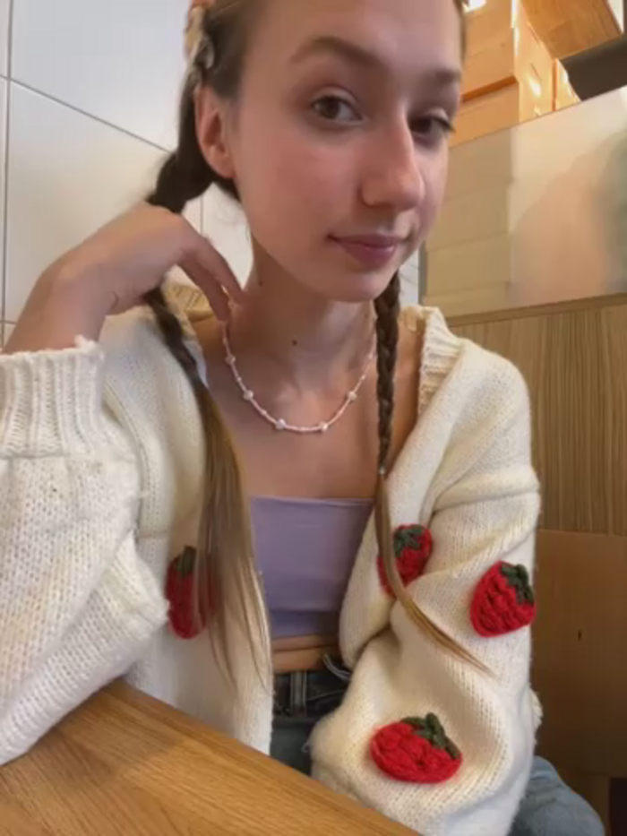 Lia__Love