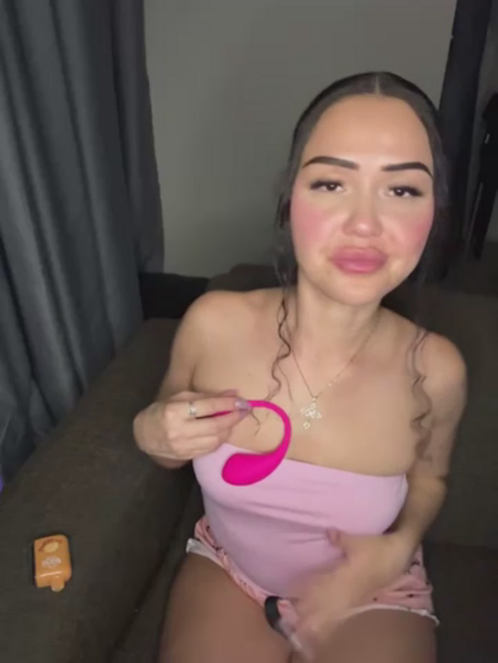 VanessaVanBuren