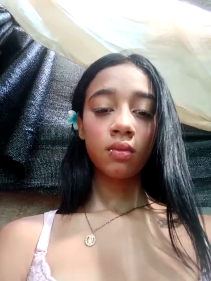 Zoe_Sweett18