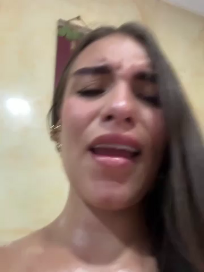 EMILY-07_