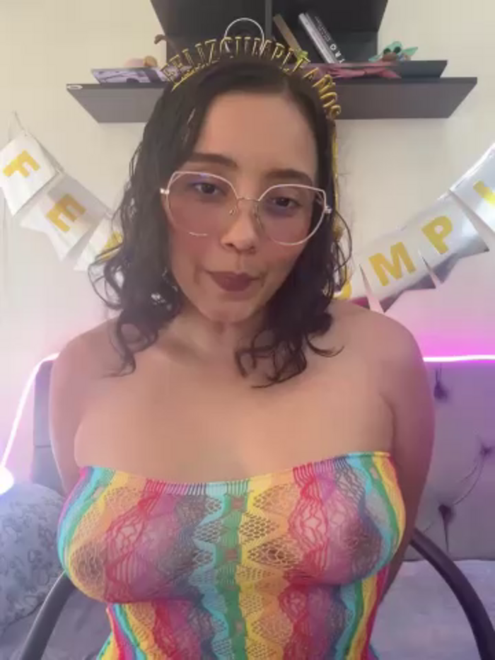 Kay_LustyWife
