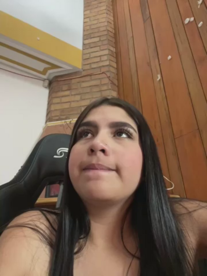 SaritaHot_69