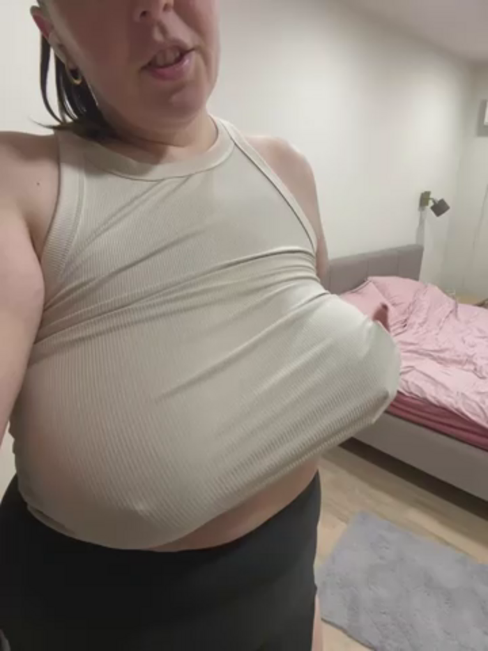 Your_Hot_Sister01