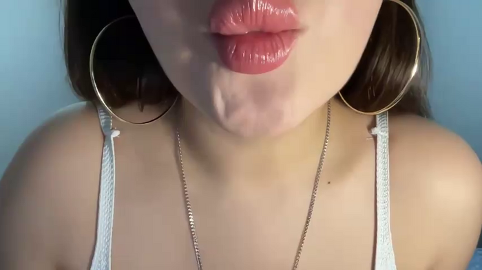 anora_sunny