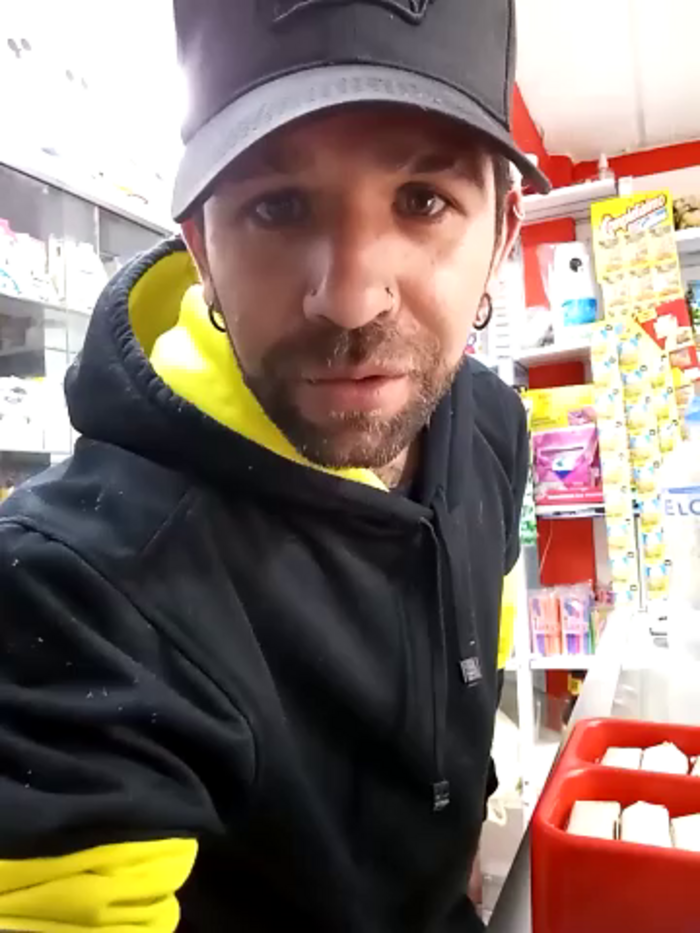 Je1s