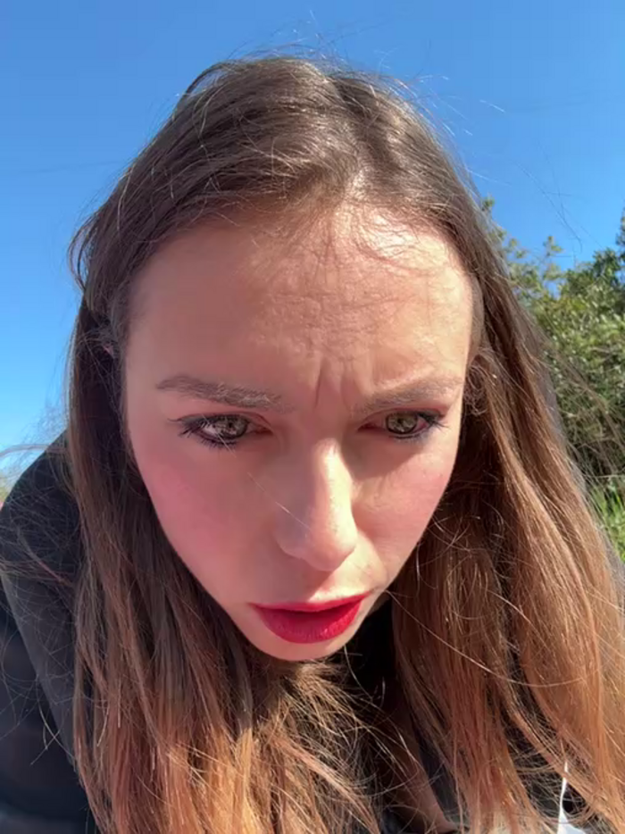Hilary_283