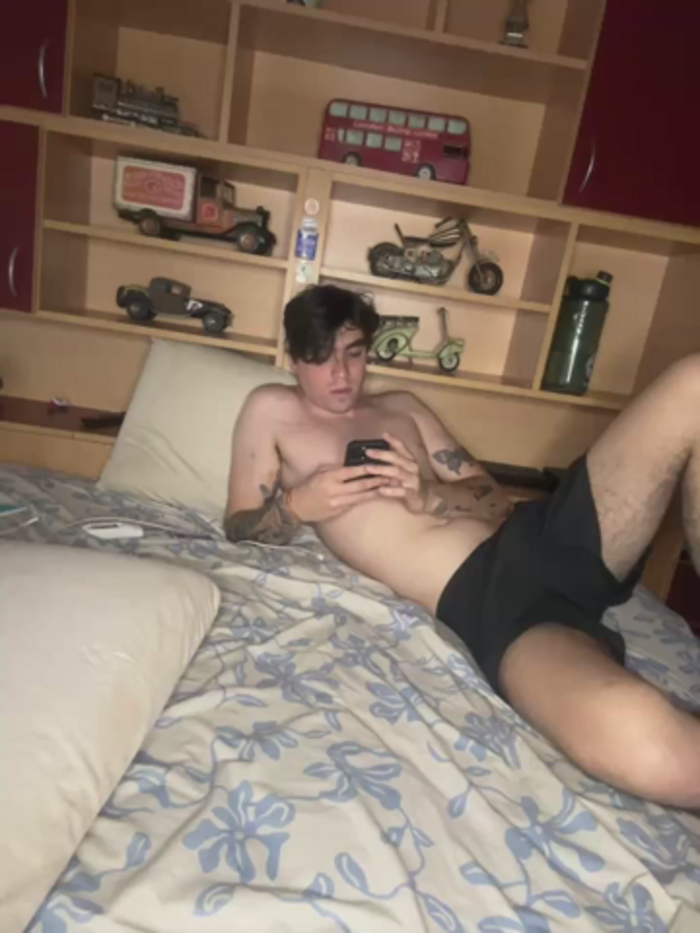 Youngmaxxxinee