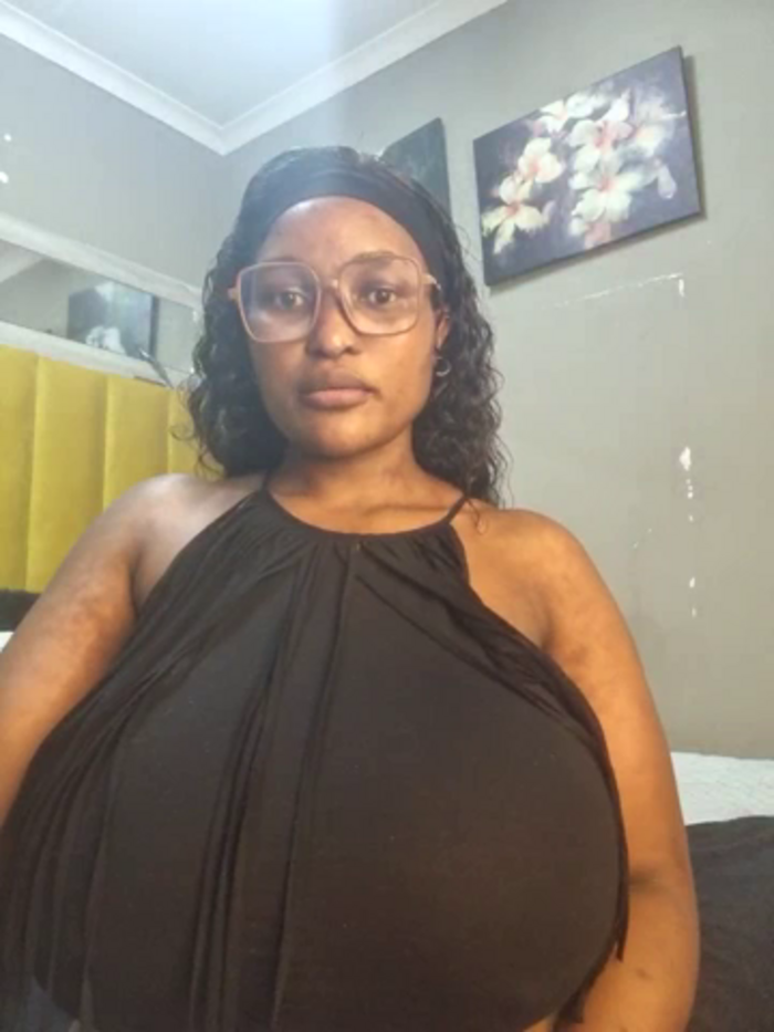Bustygoddess32