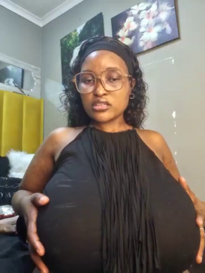 Bustygoddess32