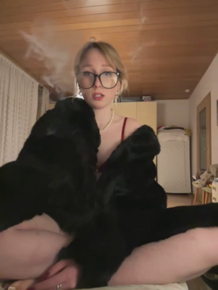 Elli_69@xh