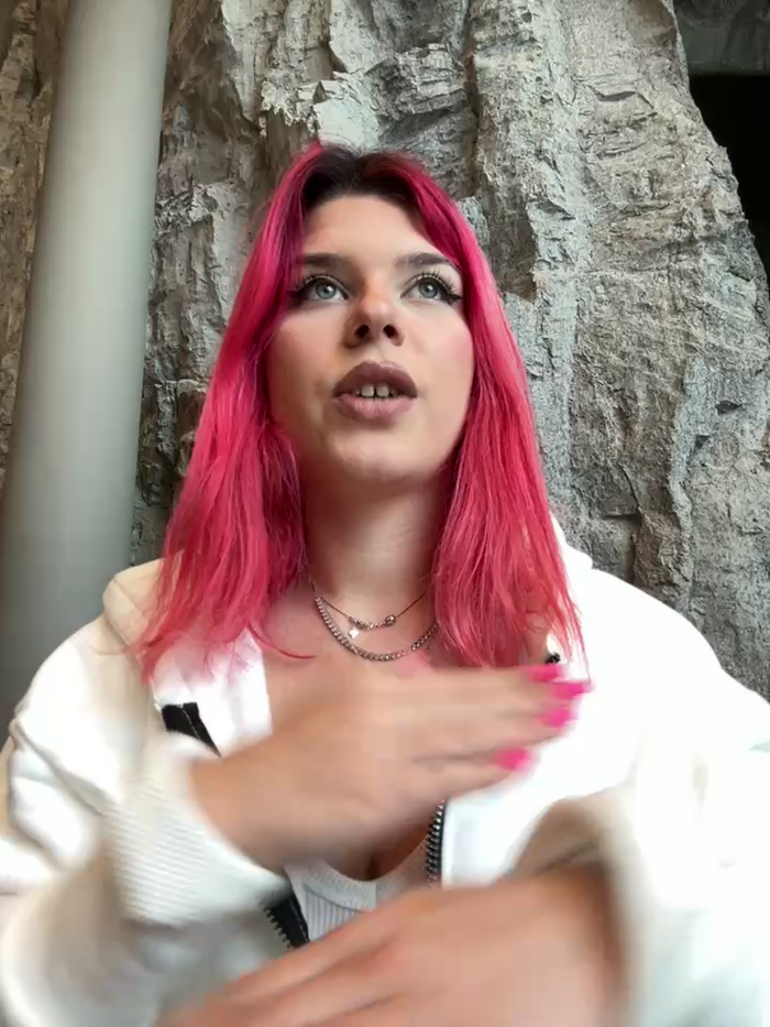 RiriRoseey